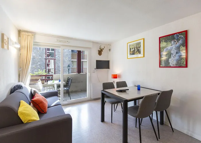 Appt 4 Pers Tout Equipe, Hypercentre Village, Fibre, Garage, Linge Fourni