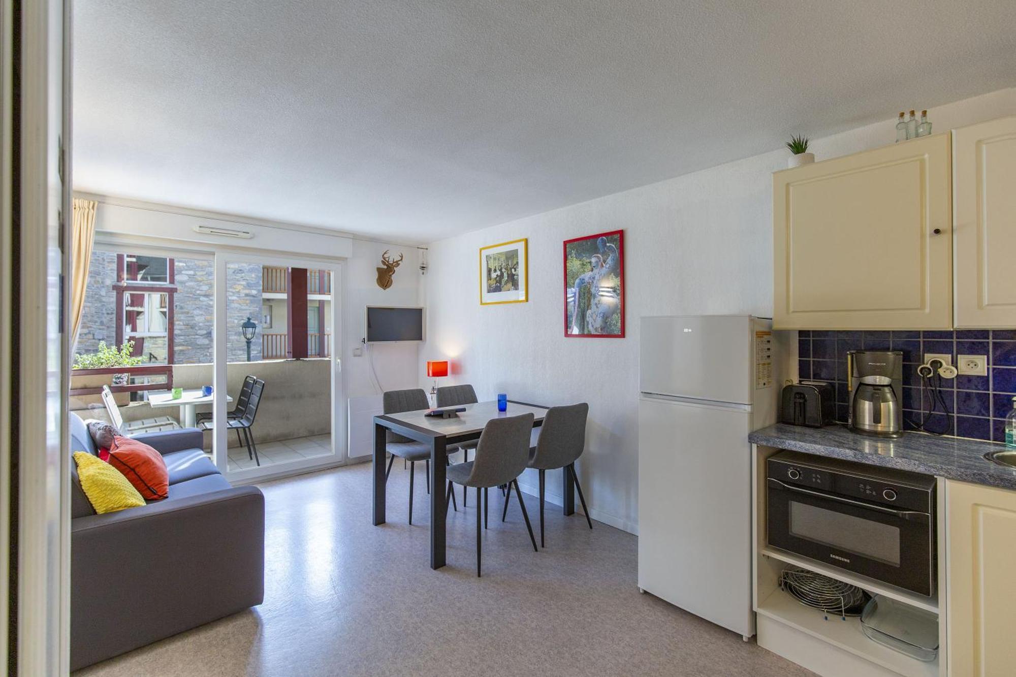 Appt 4 Pers Equipe, Hypercentre Village, Fibre, Garage, Linge Fourni Apartment *